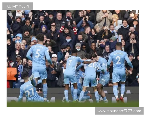 威斯布鲁克连续突破拉开球队关键时刻进攻差距